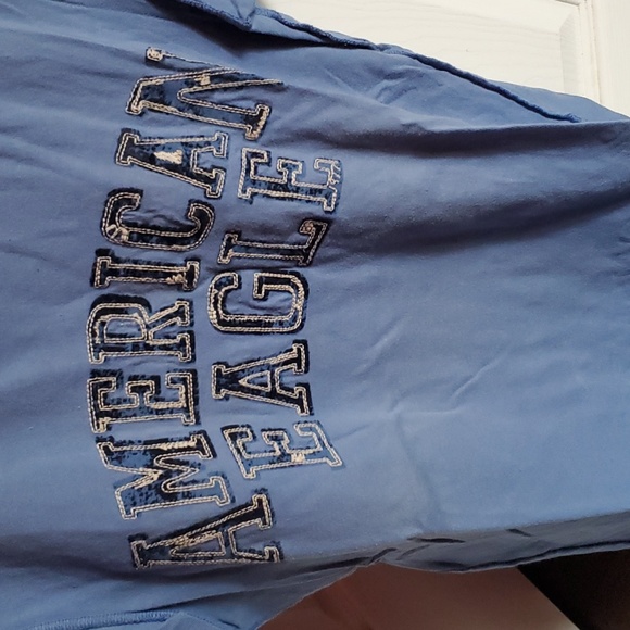 American Eagle T-Shirt - Picture 2 of 4